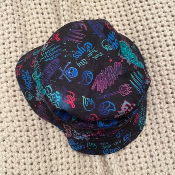 Disney Villain Bucket Hat - Picture 4 of 4